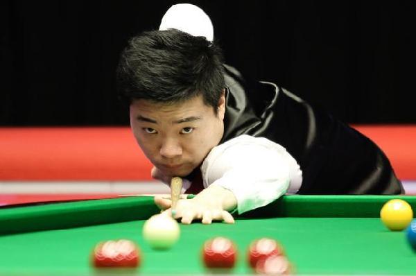 然以球员的 然以球员的