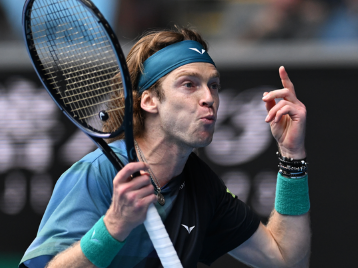 年轻的骑士 年轻的骑士